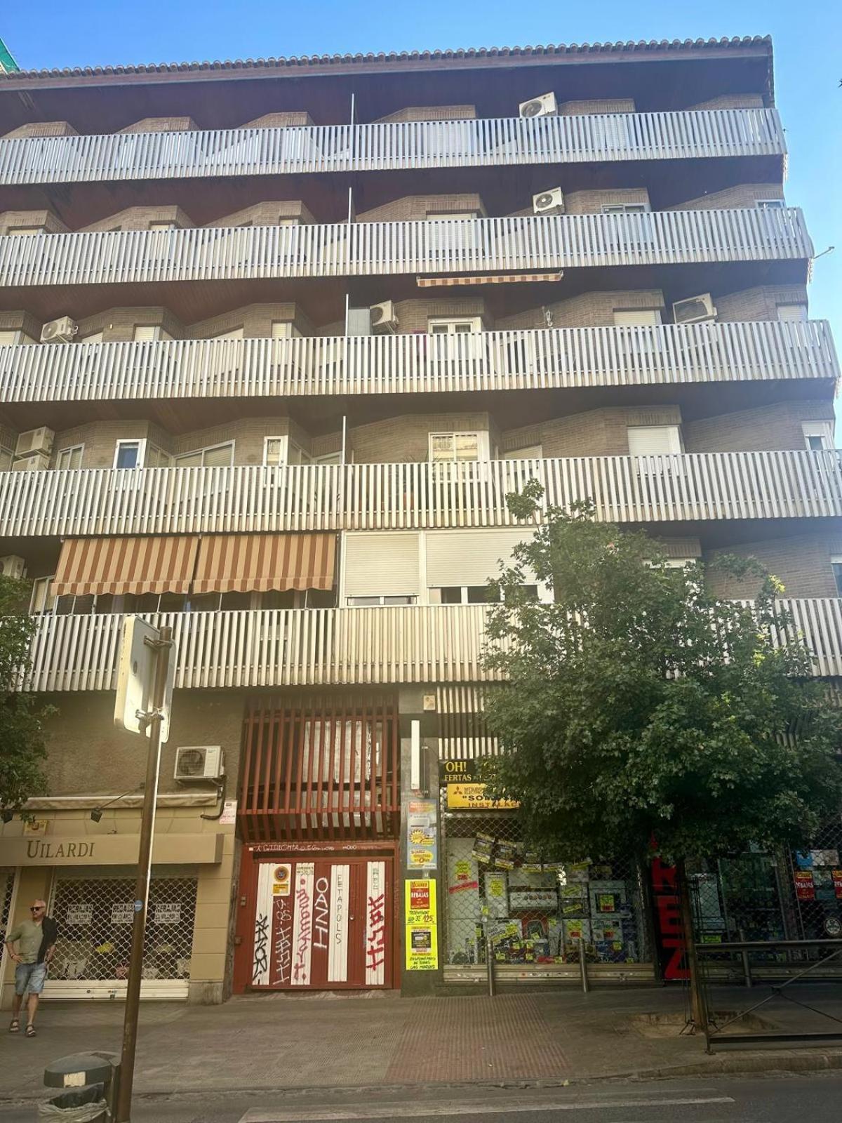 Amplio Y Luminoso Apartamento En El Centro De Granada Bagian luar foto