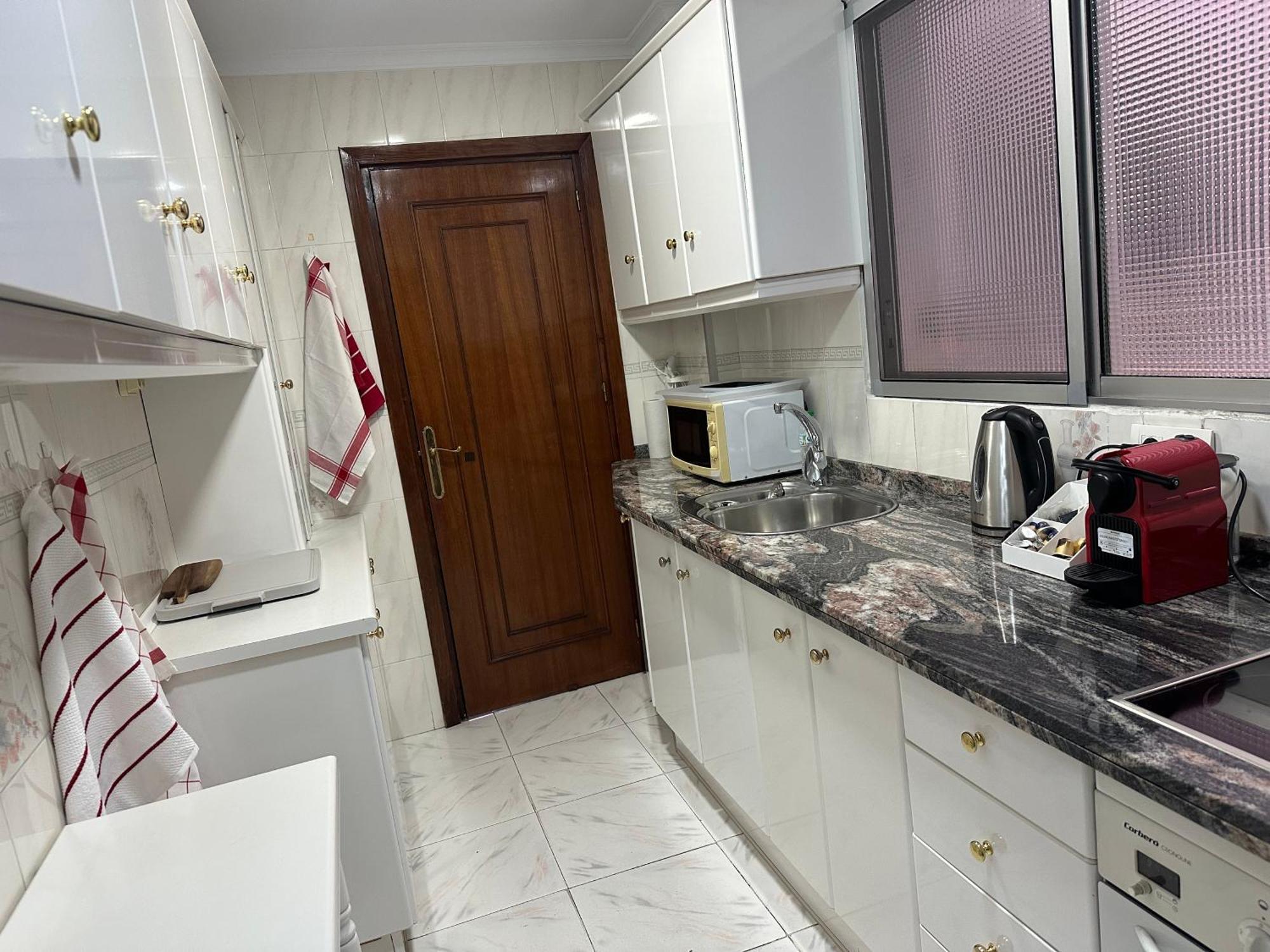 Amplio Y Luminoso Apartamento En El Centro De Granada Bagian luar foto